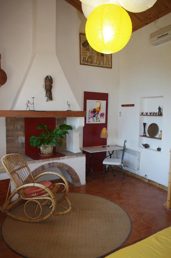 Chambres D'Hotes La Grange Au Negre Alba-la-Romaine Oda fotoğraf