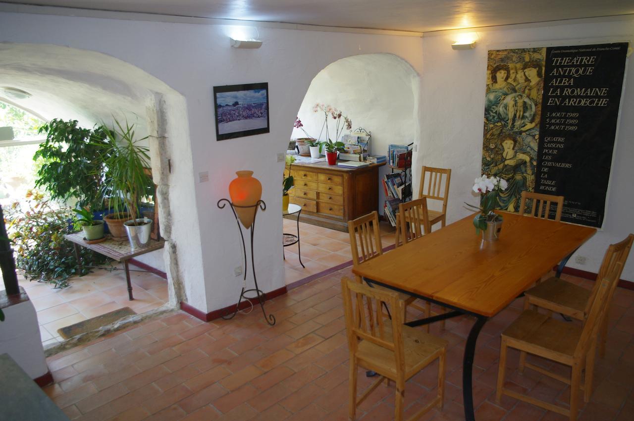 Chambres D'Hotes La Grange Au Negre Alba-la-Romaine Dış mekan fotoğraf